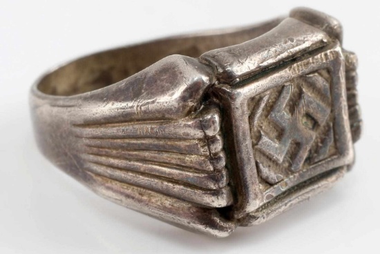 WWII THIRD REICH GERMAN SILVER SWASTIKA RING