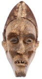 ANTIQUE HANDCARVED YOMBE WOODEN MASK ZAIRE