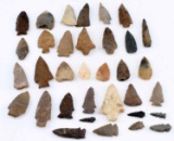 LOT OF 34 SURFACE FIND ARROWHEADS NATIVE AMERICAN