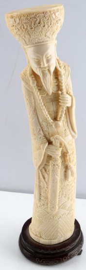 ANTIQUE CHINESES IVORY MALE DIETY WITH SWORD