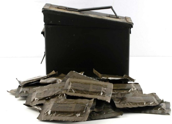 TRIOXANE LOT OF 24 RATION HEATING BARS W AMMO CAN
