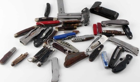 LOT OF ASORTED 37 POCKET KNIVES SWISS ARMY & BUCK