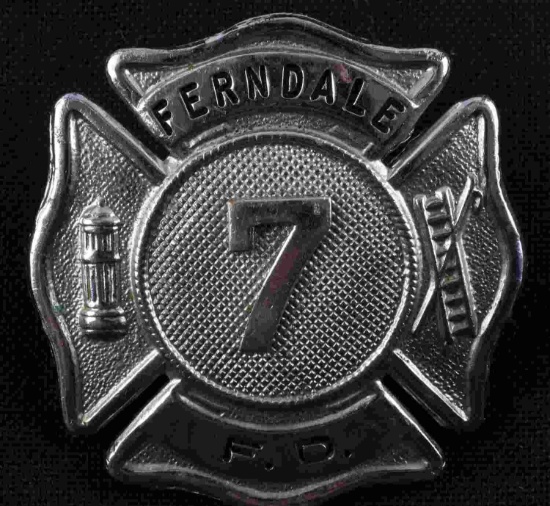 OBSOLETE FERNDALE FIRE DEPT HAT CAP BADGE