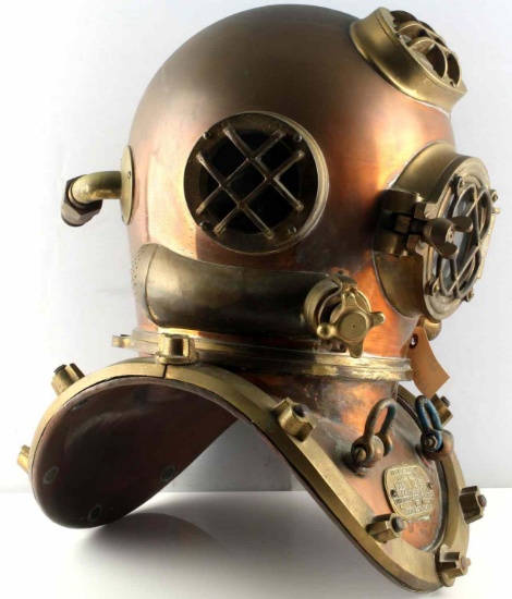 FULL SIZE 1942 MARK V US NAVY DIVING HELMET