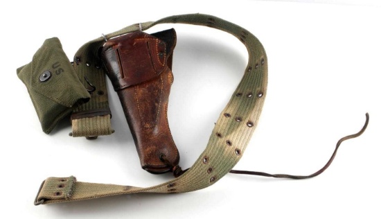 WWII US MILITARY BOYT 1944 HOLSTER BELT MEDIC PACK