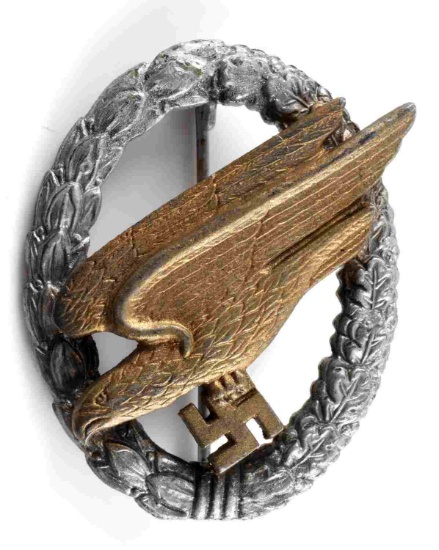 WWII GERMAN TWO TONE PARATROOPER BADGE