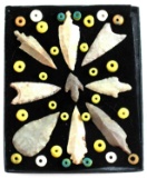 37 NATIVE AMERICAN ARROWHEAD AND TRADE BEADS