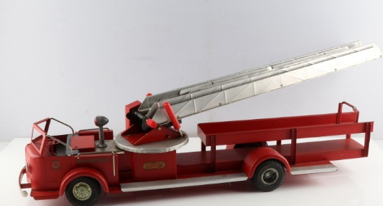 DOEPKE ROSSMOYNE HOOK & LADDER TO FIRETRUCK