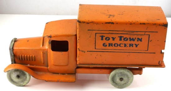 METALCRAFT TOY TOWN GROCERY PRESSED STEEL TRUCK