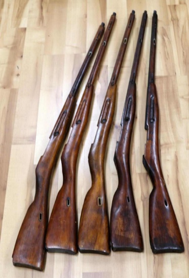 LOT OF 5 MOSIN NAGANT CARTOUCHED WOODEN STOCKS