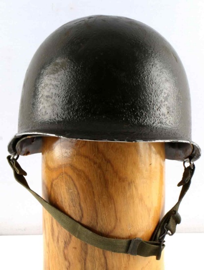 WWII VIETNAM US MILITARY M1 STEEL HELMET & LINER