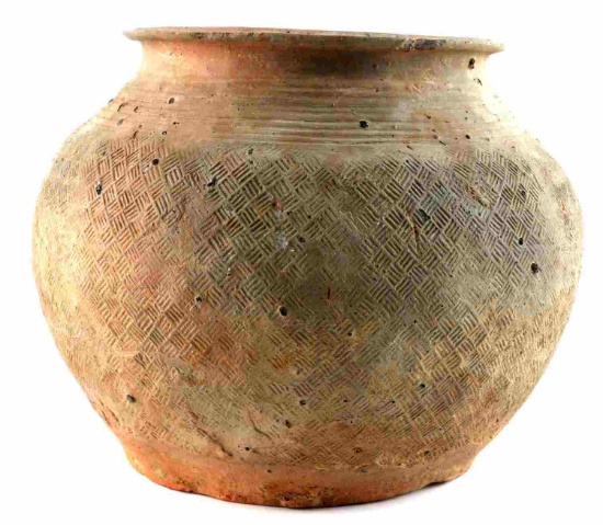 ANCIENT CHINESE ZHOU DYNASTY POTTERY JAR W DESIGNS