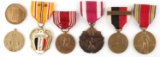 MIXED LOT OF US MILITARY WAR MEDALS AND BADGES