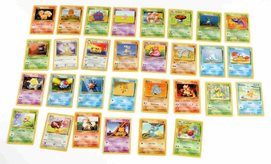 LOT OF 30 1999 GAMEFREAK BASE SET POKEMON CARDS