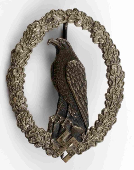 WWII GERMAN LUFTWAFFE RETIRED PILOTS BADGE