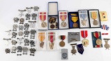 US MILITARY MEDAL LOT W FEW INSIGNIA WWII & LATER