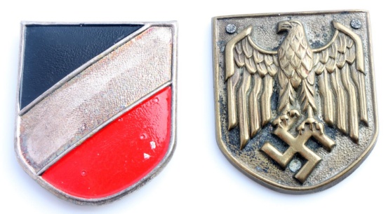 2 WWII GERMAN AFRIKA KORPS PITH HELMET SHIELDS