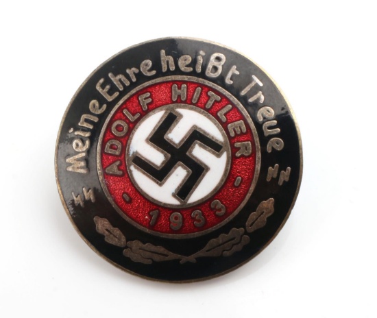 WWII GERMAN THIRD REICH NSDAP HITLER BADGE PIN
