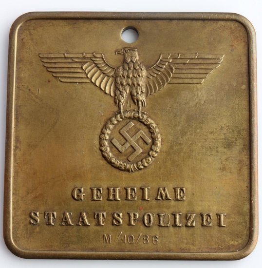 WWII GERMAN WAFFEN SS DACHAU CRIMINAL ID MEDAL