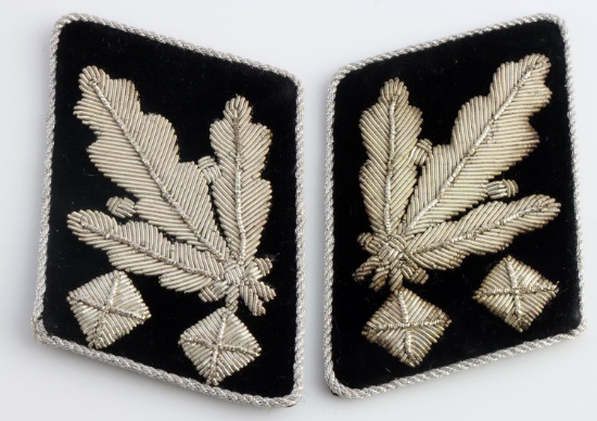 2 WWII GERMAN WAFFEN SS GENERAL COLLAR TABS