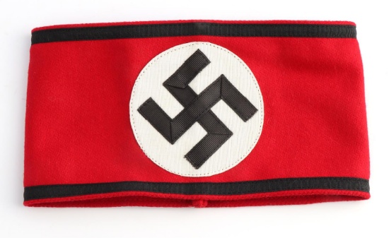 WWII GERMAN WAFFEN SS SWASTIKA ARMBAND