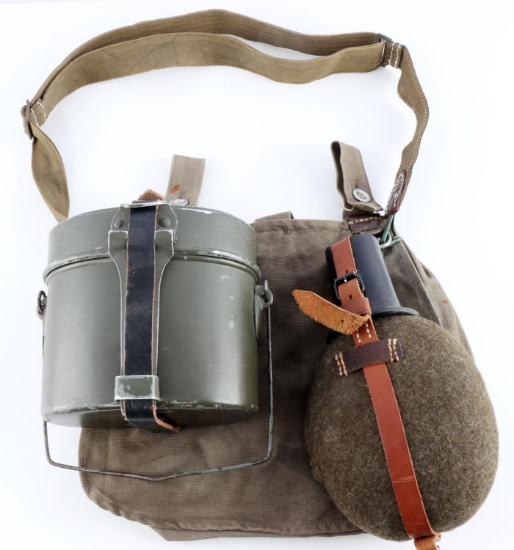 WWII GERMAN MUSETTE BREAD BAG CANTEEN MESS TIN KIT