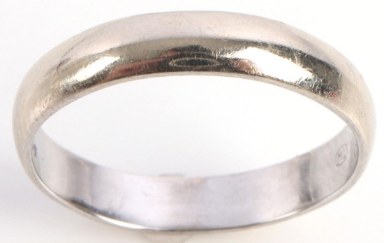 10K WHITE GOLD LADIES WEDDING BAND SZ 6