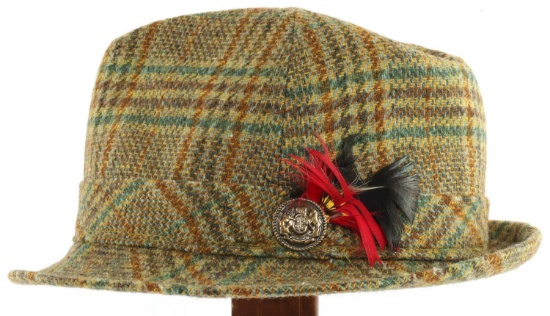 BASEBALL LEGEND TY COBB SIGNED FEDORA HAT