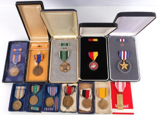 12 WWII TO VIETNAM U.S MEDAL LOT SILVER STAR USMC