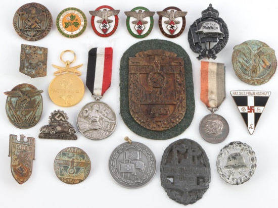 WWII GERMAN REICH LARGE NSDAP BADGE & TINNY LOT