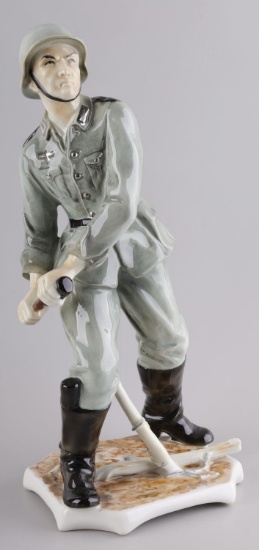 WWII GERMAN REICH PORCELAIN WEHRMACHT SOLDIER