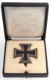 CASED WWII GERMAN IRON CROSS 1ST CLASS BADGE