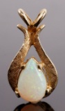 14 KT YELLOW GOLD AND PEAR SHAPED OPAL PENDANT