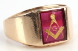 THE GOLDEN RING OF A MASTER MASON 10K