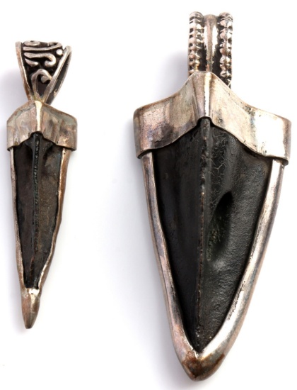 LOT OF 2 ARROWHEAD & SILVER MOUNT PENDANTS