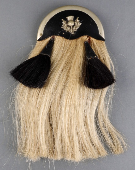 R.G. LAWRIE HORSEHAIR DRESS SPORRAN THISTLE BADGE