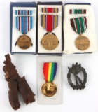6 PC LOT WWII NAMED MEDALS & OMAHA BEACH SHRAPNEL