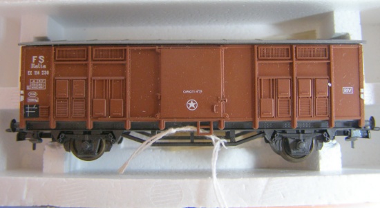 ROCO 46000 FS Italia Covered Goods Wagon