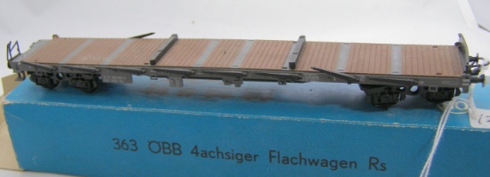 Kleinbahn 363 4 axle flat wagon in box