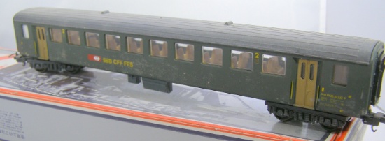 Lima 309269 2nd class passenger car in box