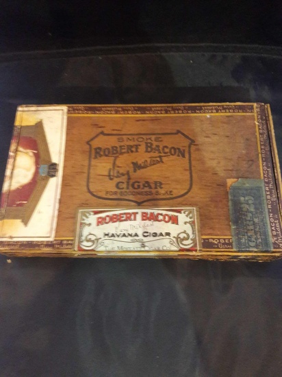 Vintage wooden cigar box