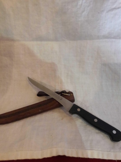 Carvel Hall filet knife