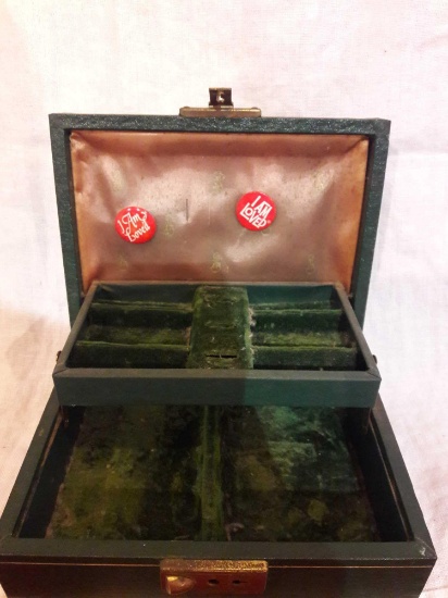 Vintage green jewelry box
