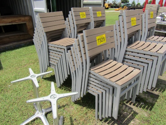 LOT-15 OUTDOOR CHAIRS