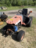 Kubota B7500 Tractor