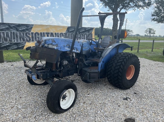 NEW HOLLAND TN55 TRACTOR