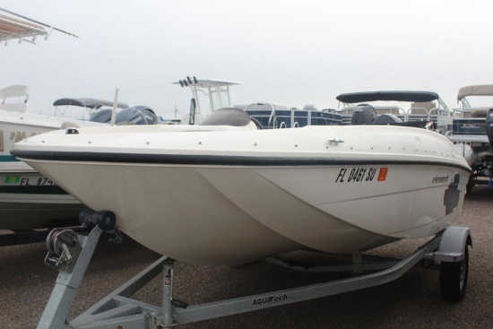 2020 Bayliner Element 16 Deck Boat