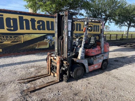 TOYOTA 6FGCU35 PNEUMATIC TIRE FORKLIFT