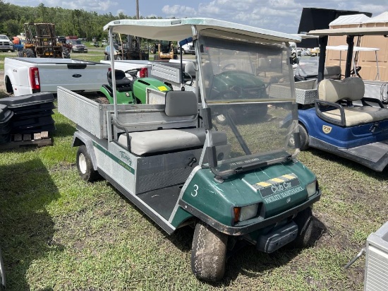 CLUB CAR TURF 2 CARRYALL GAS CART