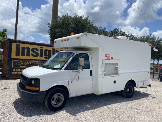 2005 Chevy Utilimaster Utility Van W/t R/k